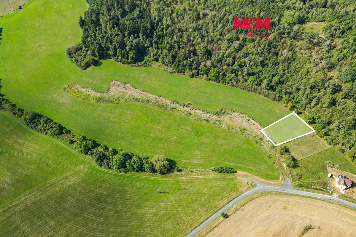 Prodej stavebního pozemku 1607 m²